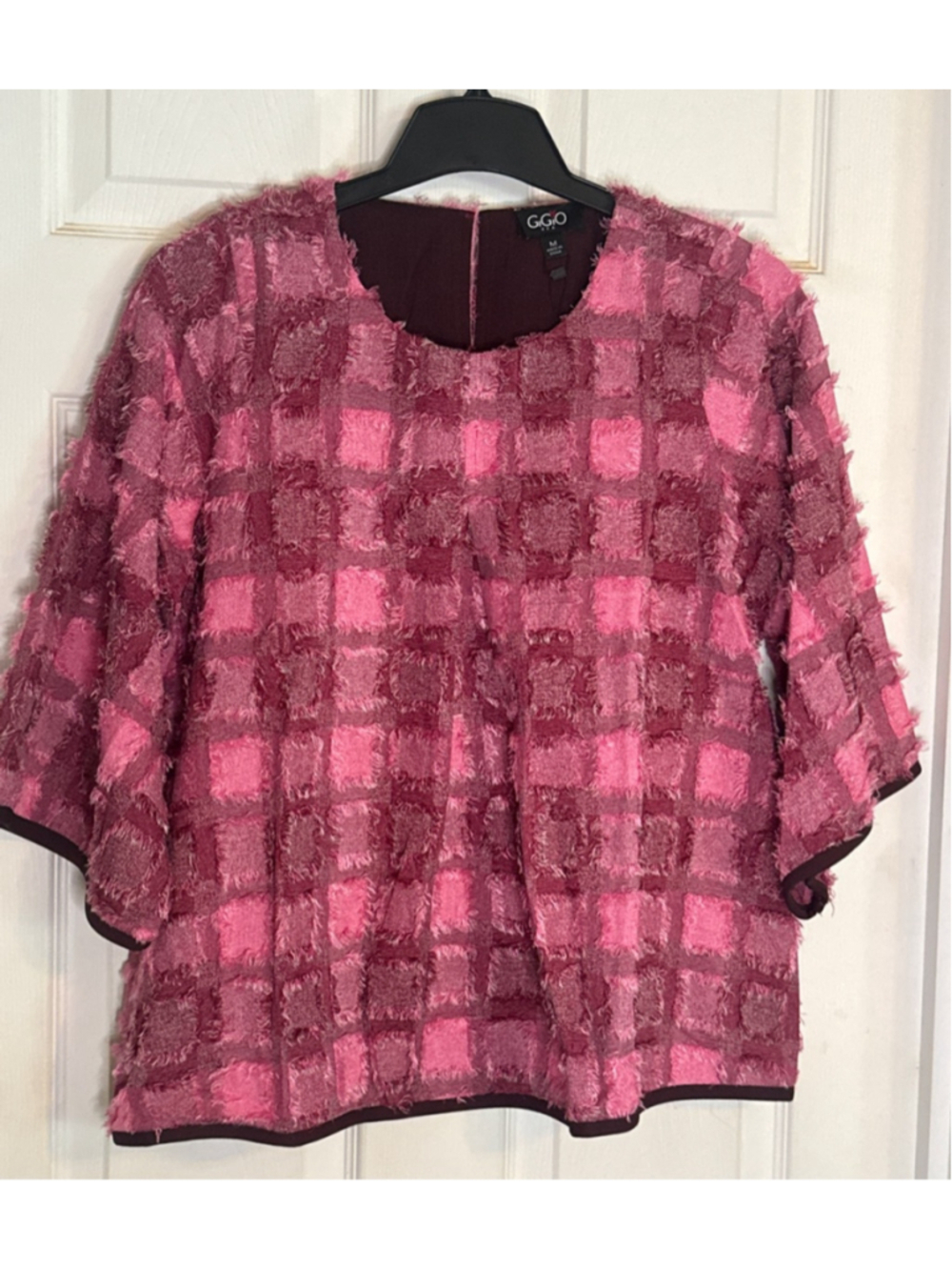 GiGiO USA Pink Burgundy Plaid Fringe Top M - Picture 2 of 4